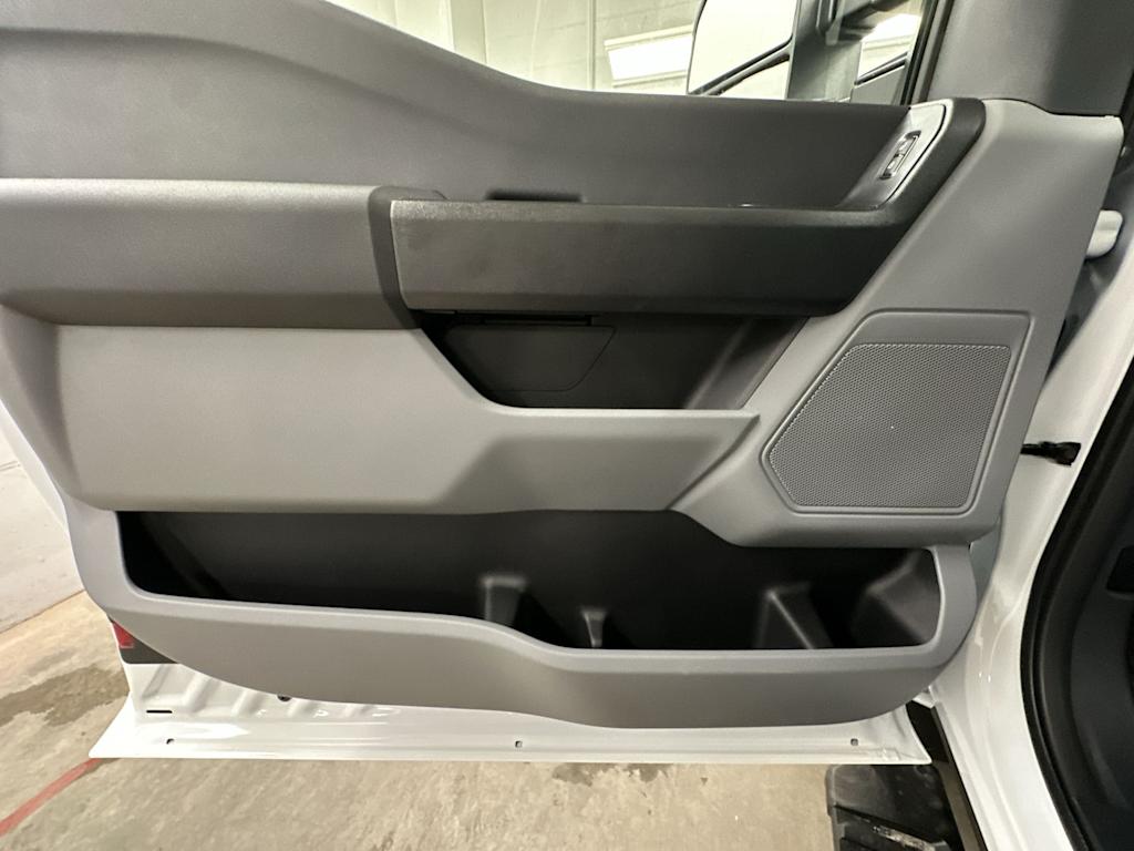 Thumbnail: 2025 Ford F-350 - 22