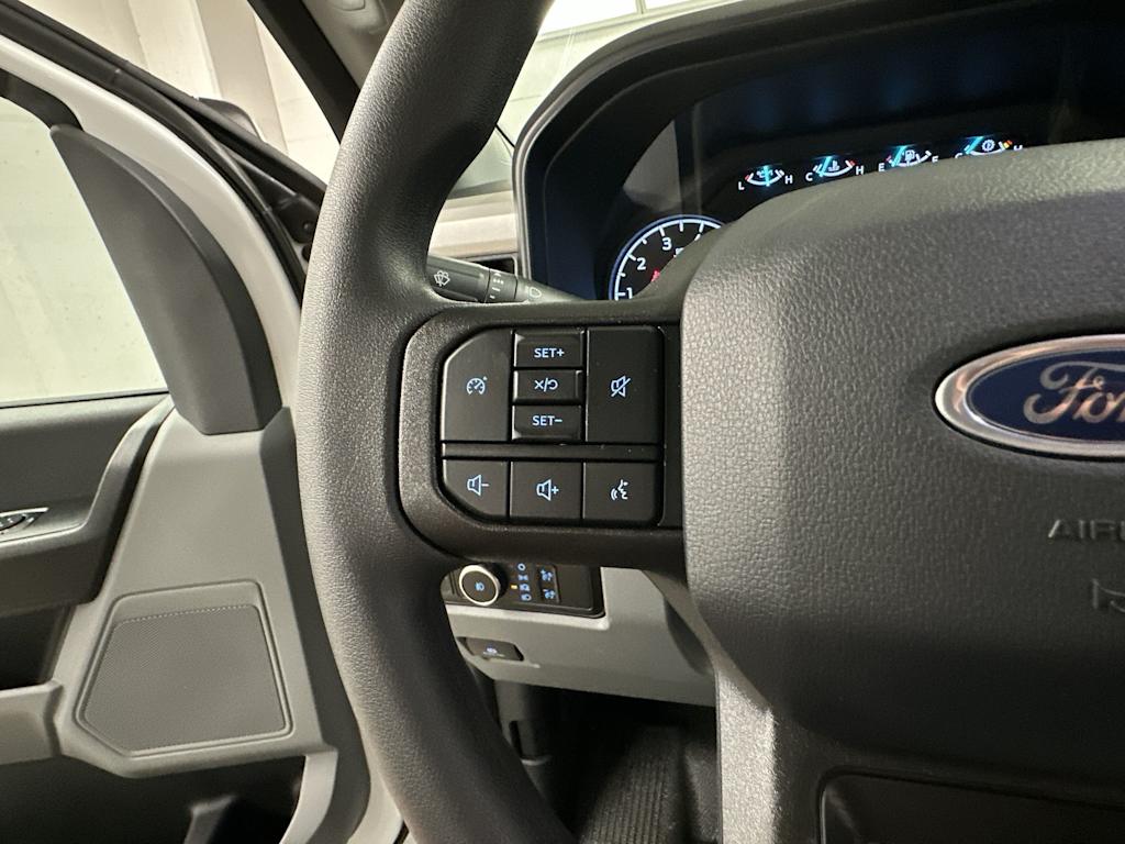 Thumbnail: 2025 Ford F-350 - 17