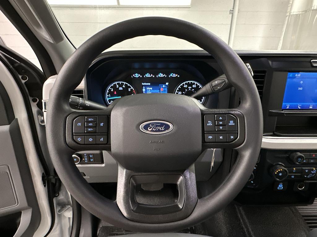 Thumbnail: 2025 Ford F-350 - 2