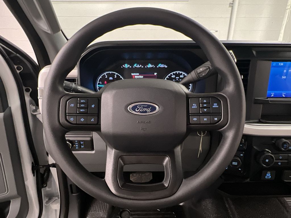 Thumbnail: 2025 Ford F-350 - 2