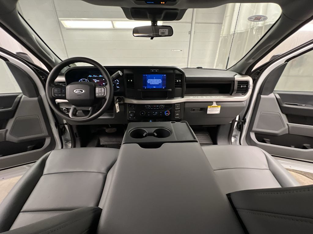 Thumbnail: 2025 Ford F-350 - 10