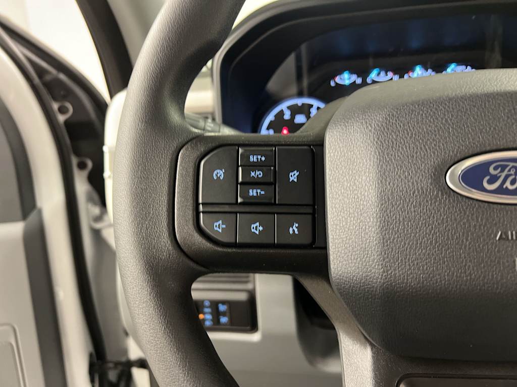 Thumbnail: 2025 Ford F-350 - 19