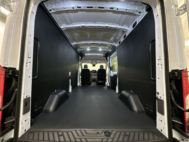 Thumbnail: 2026 Ford Transit Series - 9