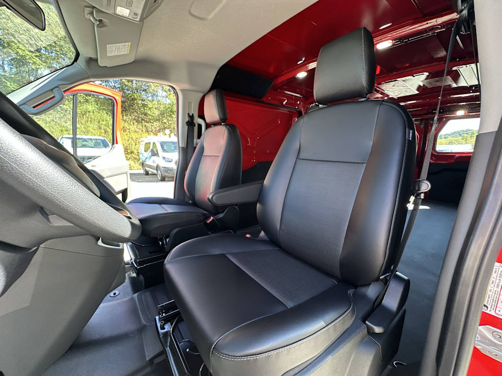 Thumbnail: 2025 Ford Transit Series - 10