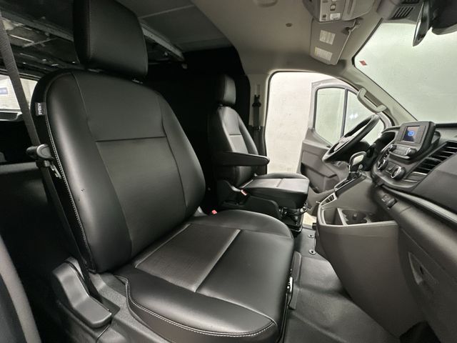 Thumbnail: 2025 Ford Transit Series - 40