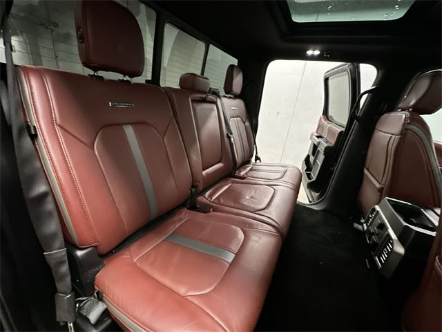2018 Ford F-150 Platinum 28