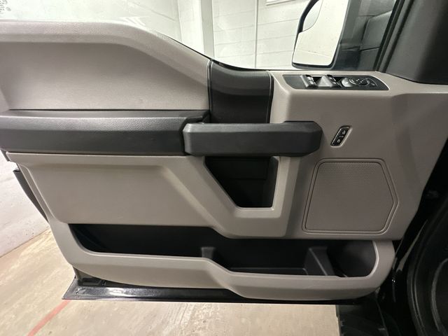 Thumbnail: 2019 Ford F-150 - 21