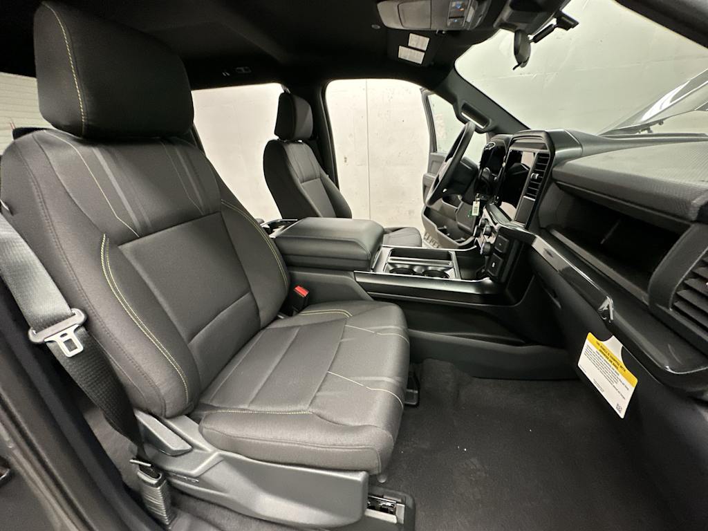 Thumbnail: 2025 Ford F-150 - 32