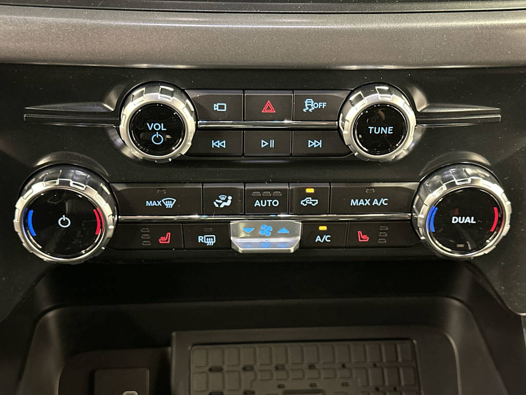 Thumbnail: 2025 Ford F-150 - 25