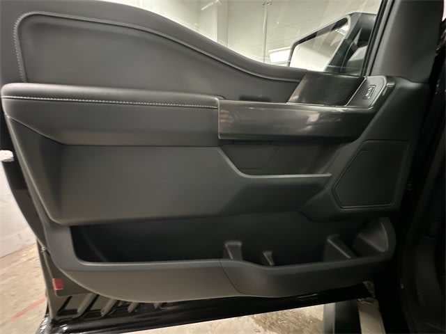 2021 Ford F-150 XLT 24