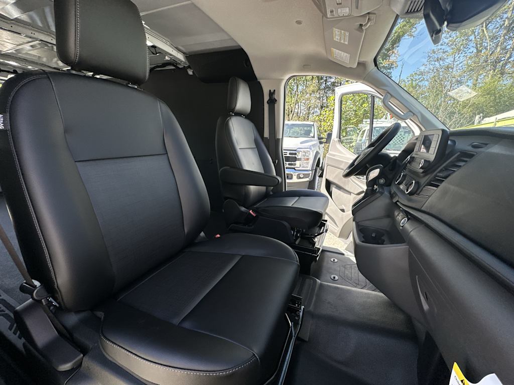 Thumbnail: 2025 Ford Transit Series - 24