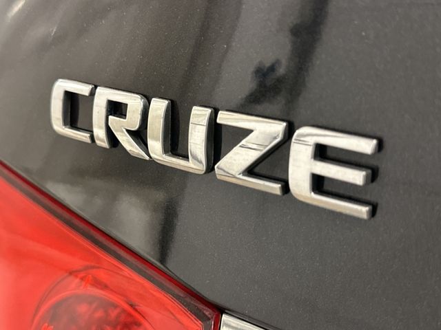 Thumbnail: 2014 Chevrolet Cruze - 25