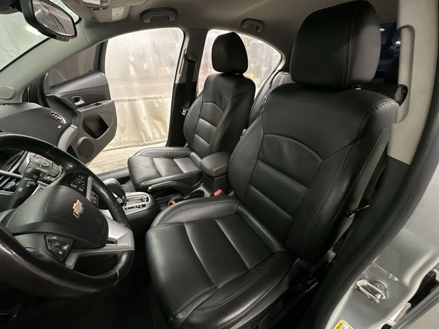 Thumbnail: 2016 Chevrolet Cruze - 11