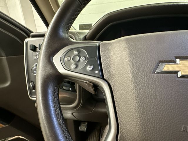Thumbnail: 2015 Chevrolet Silverado 3500 - 17