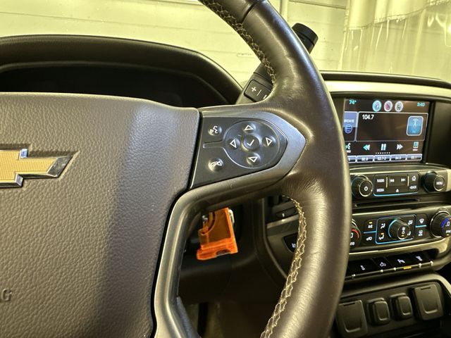 Thumbnail: 2015 Chevrolet Silverado 3500 - 18