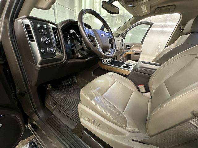 Thumbnail: 2015 Chevrolet Silverado 3500 - 10