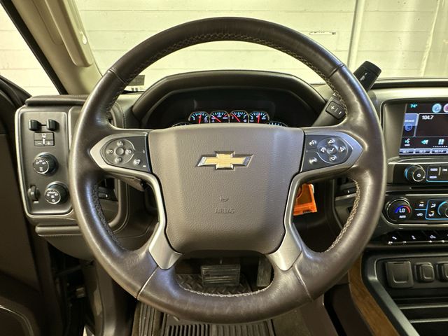 Thumbnail: 2015 Chevrolet Silverado 3500 - 2