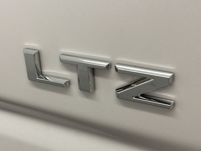 Thumbnail: 2022 Chevrolet Silverado 1500 - 7