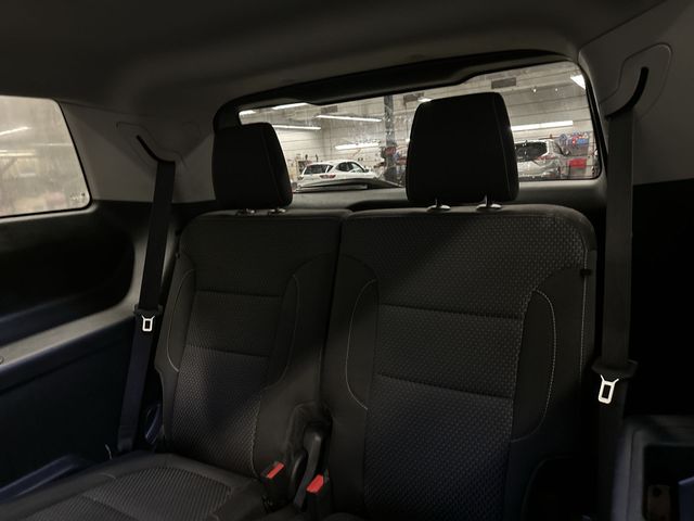 Thumbnail: 2023 GMC Acadia - 11
