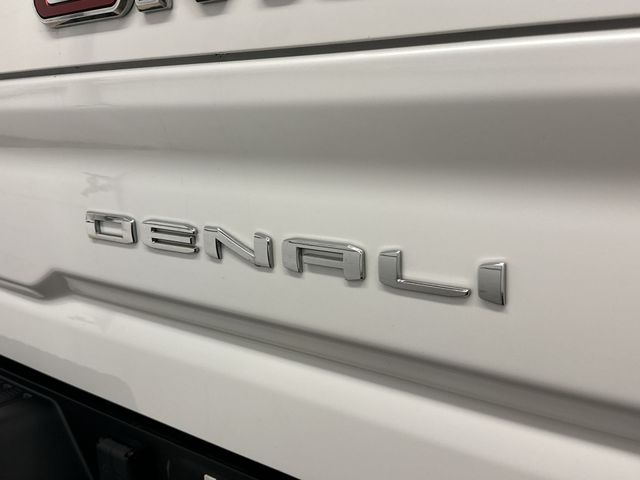Thumbnail: 2020 GMC Sierra 2500 - 32