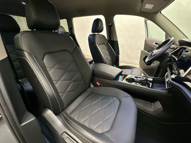 Thumbnail: 2025 Volkswagen Atlas - 24