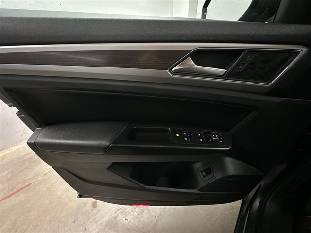 Thumbnail: 2019 Volkswagen Atlas - 24