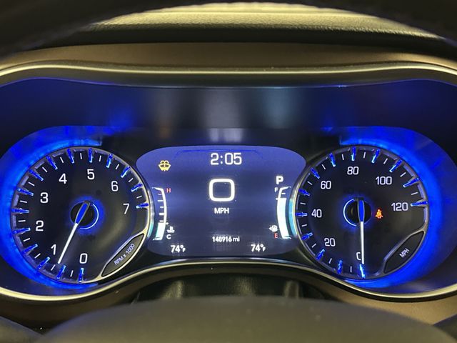 Thumbnail: 2017 Chrysler Pacifica - 12