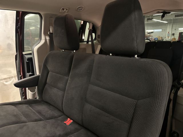 Thumbnail: 2017 Dodge Grand Caravan - 10