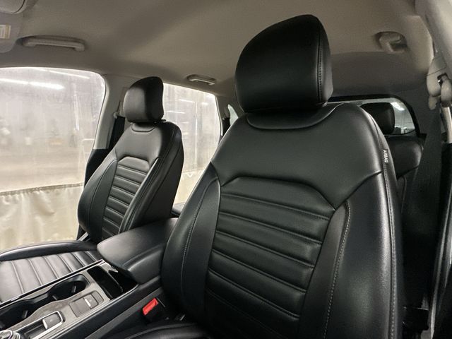 Thumbnail: 2019 Ford Edge - 9