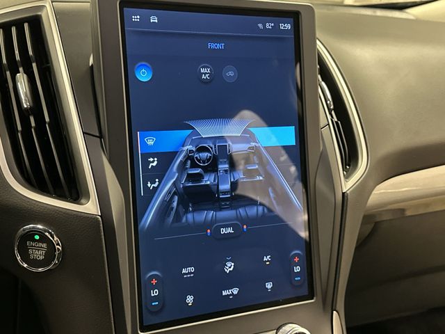 Thumbnail: 2022 Ford Edge - 21