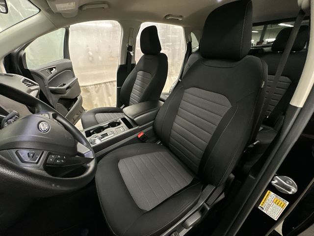Thumbnail: 2022 Ford Edge - 11