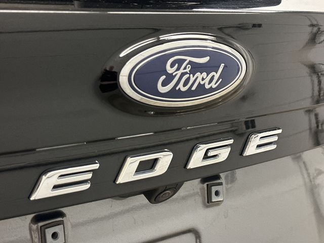 Thumbnail: 2024 Ford Edge - 7