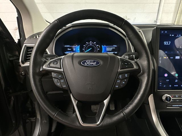 Thumbnail: 2024 Ford Edge - 2
