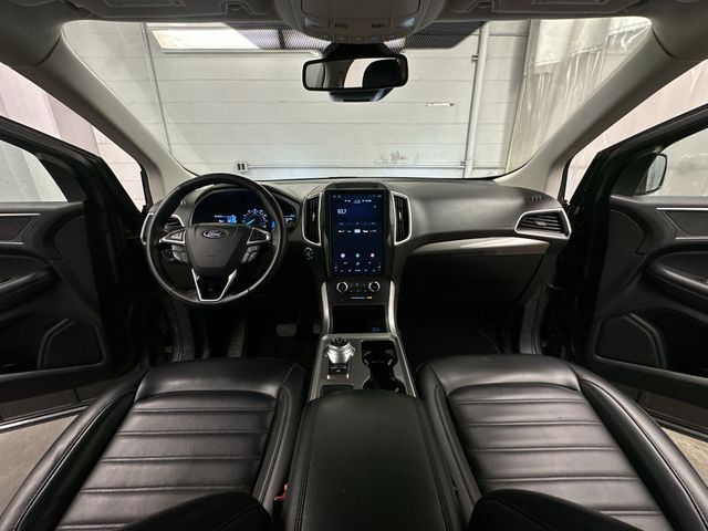 Thumbnail: 2024 Ford Edge - 10