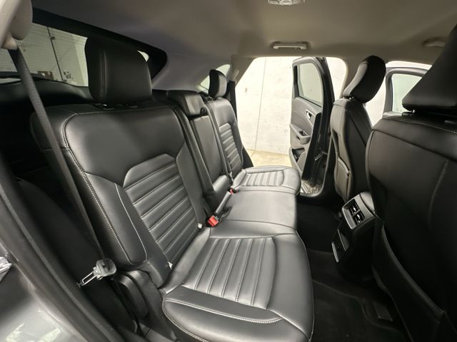 Thumbnail: 2024 Ford Edge - 17