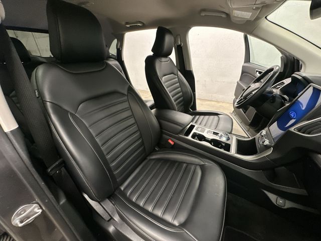 Thumbnail: 2024 Ford Edge - 27