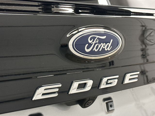 Thumbnail: 2024 Ford Edge - 29