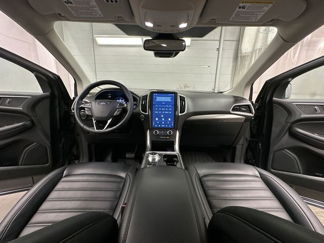 Thumbnail: 2024 Ford Edge - 10