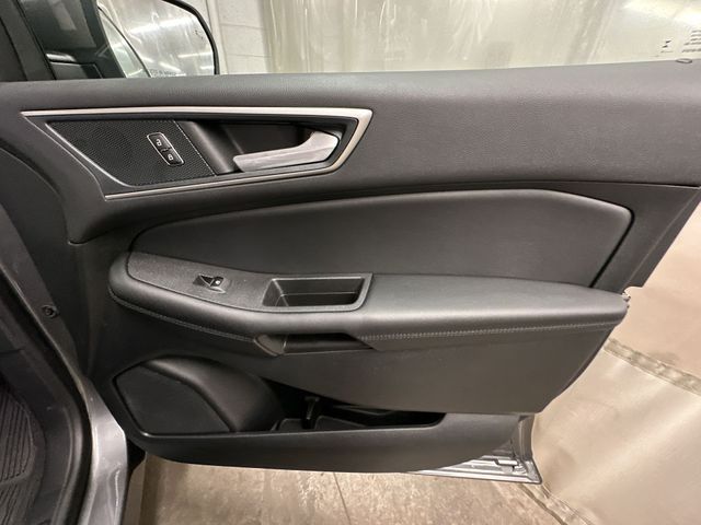 Thumbnail: 2024 Ford Edge - 27