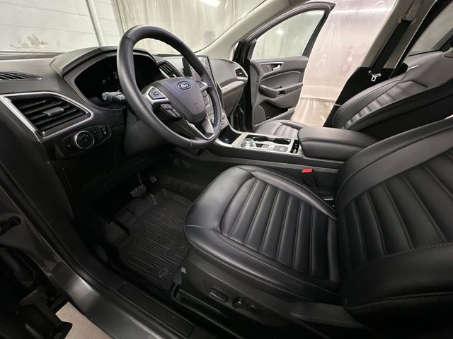 Thumbnail: 2024 Ford Edge - 11