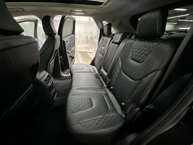 Thumbnail: 2024 Ford Edge - 13