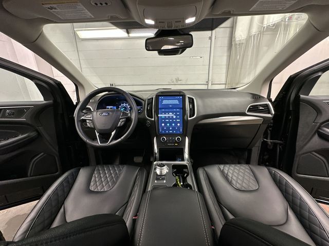 Thumbnail: 2024 Ford Edge - 14