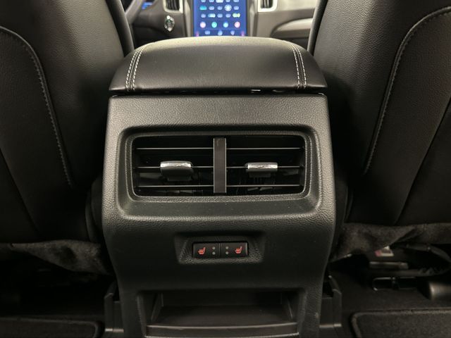 Thumbnail: 2024 Ford Edge - 27
