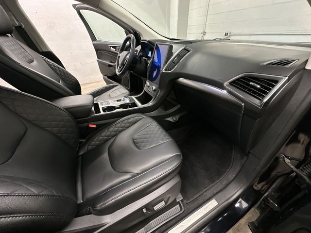 Thumbnail: 2024 Ford Edge - 12