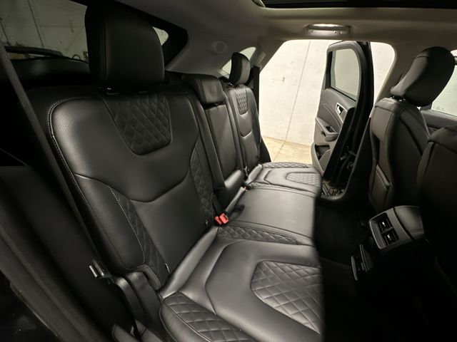 Thumbnail: 2024 Ford Edge - 30