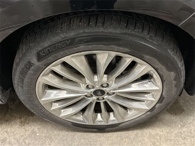 Thumbnail: 2021 Ford Edge - 7