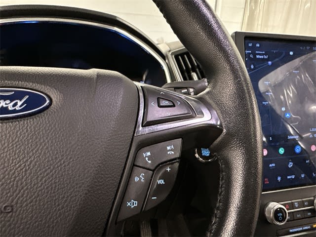 Thumbnail: 2021 Ford Edge - 15