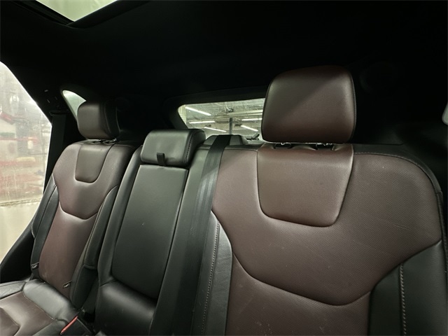 Thumbnail: 2021 Ford Edge - 21