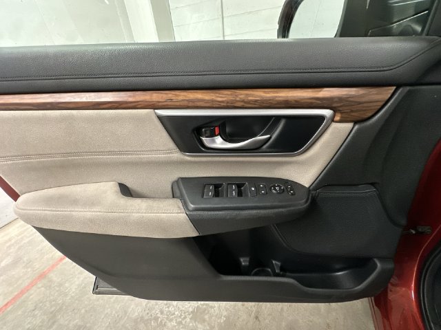 Thumbnail: 2018 Honda CR-V - 21