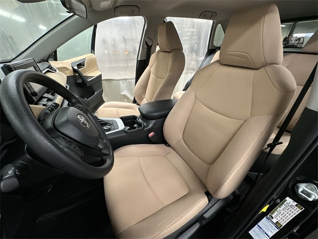 Thumbnail: 2021 Toyota RAV4 - 12